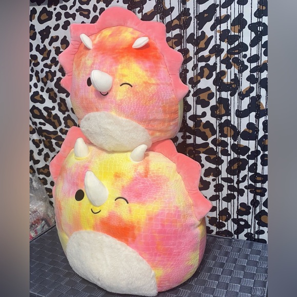 SQUISHMALLOWS TRINITY THE TRICERATOPS DINO PLUSH PILLOW TOYS - Picture 3 of 16
